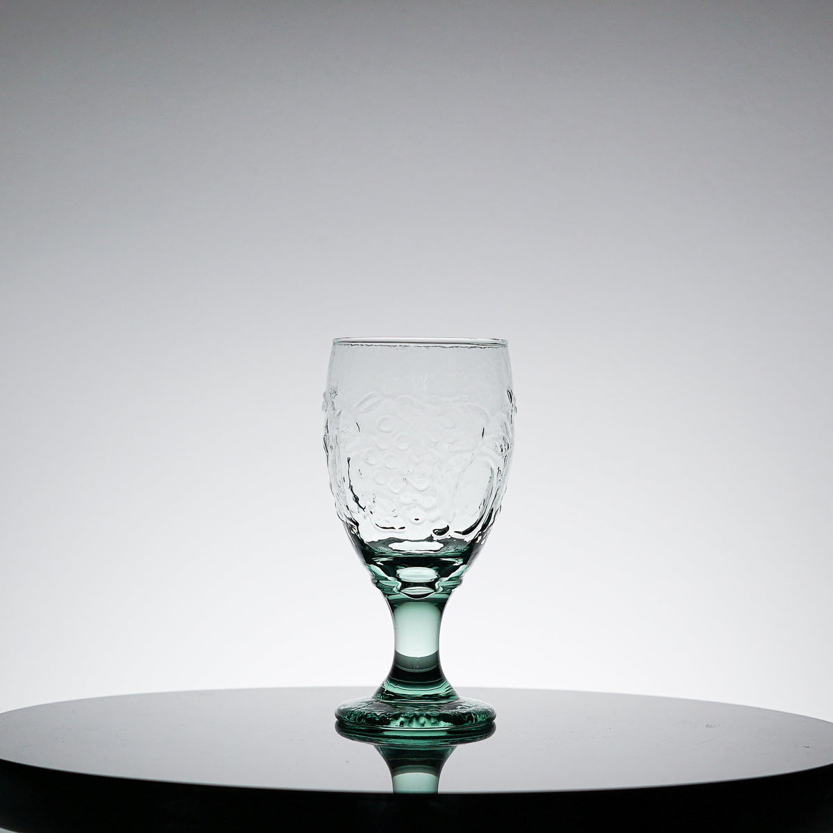 Vintage Textured Green Glass Set of 4, Whiskey Tumbler Glasses, Cocktail Glass, Scotch Glass, Lowball Glass Barware, Retro Barware